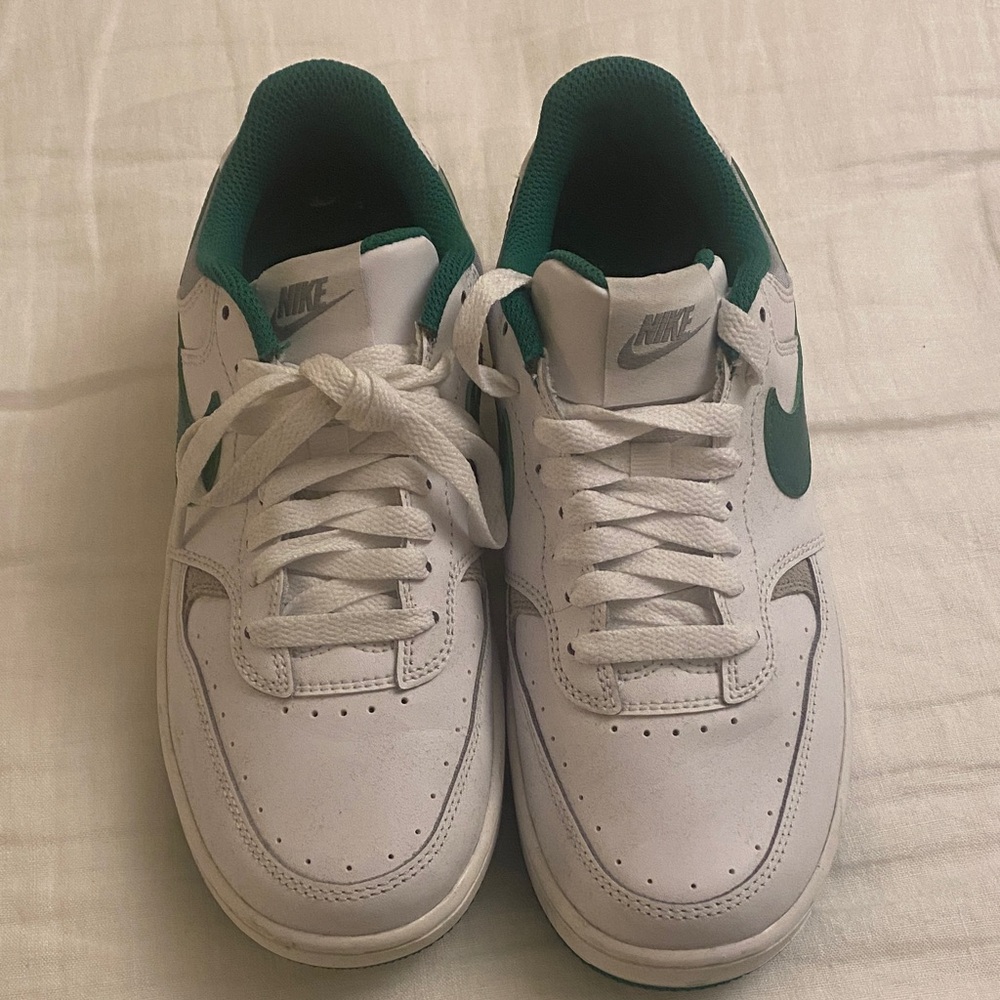 Nike Green and White Size 6.5